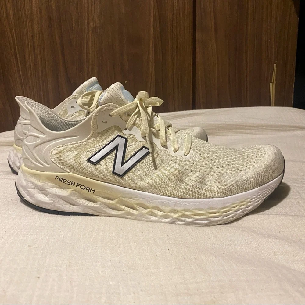 NEW BALANCE NAKED X FRESH FOAM 1080v11 community pack 13 womens running shoes